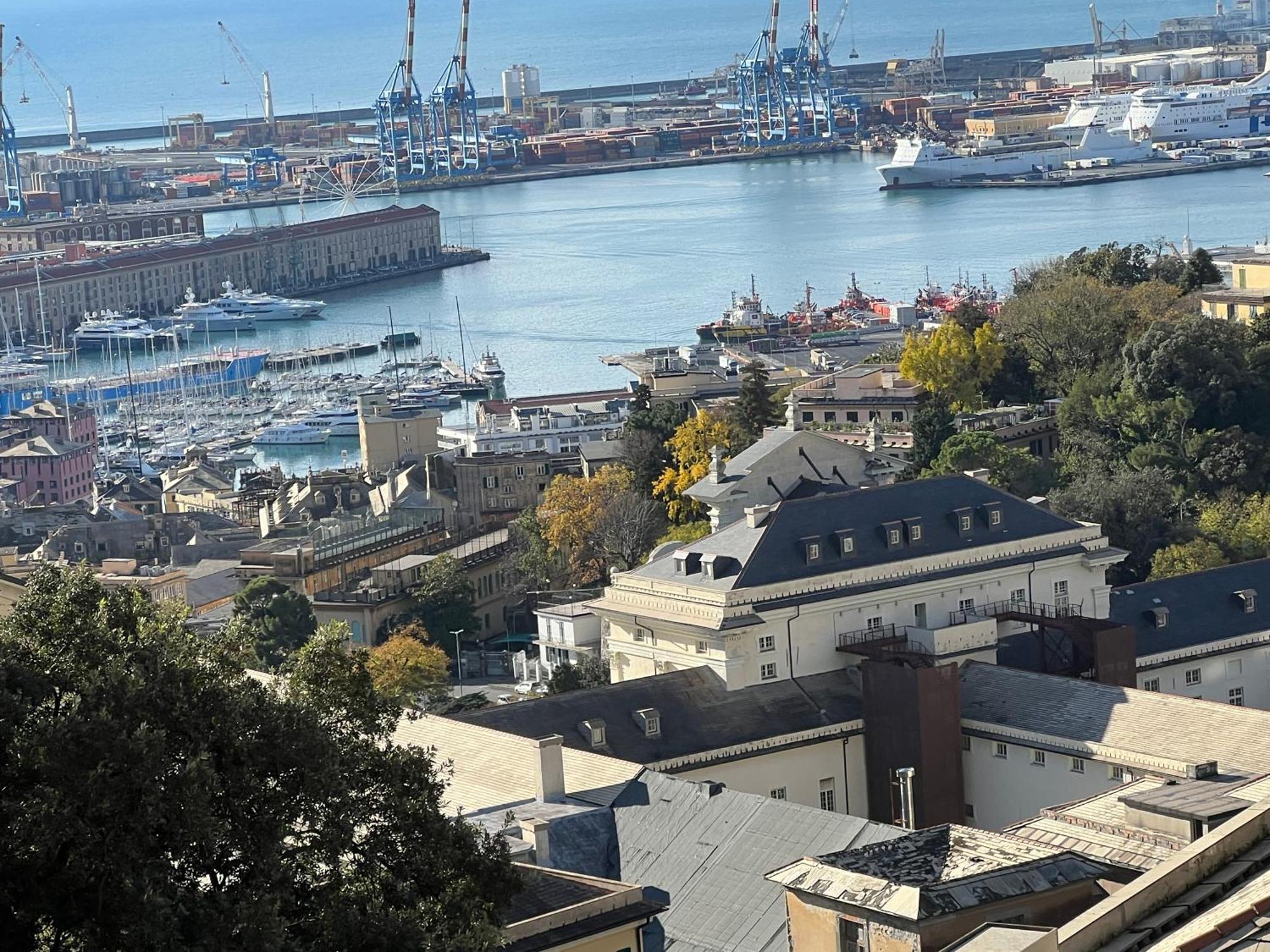 Apartament Perdianahouse Waterfront Genua Zewnętrze zdjęcie